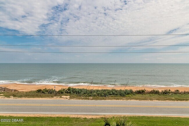Building Photo - Ocean Front Condo in Ormond Beach