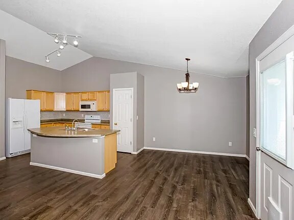 Building Photo - 1803 Fossil Creek Pkwy