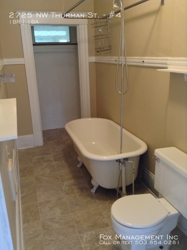 Building Photo - 2725 NW Thurman St