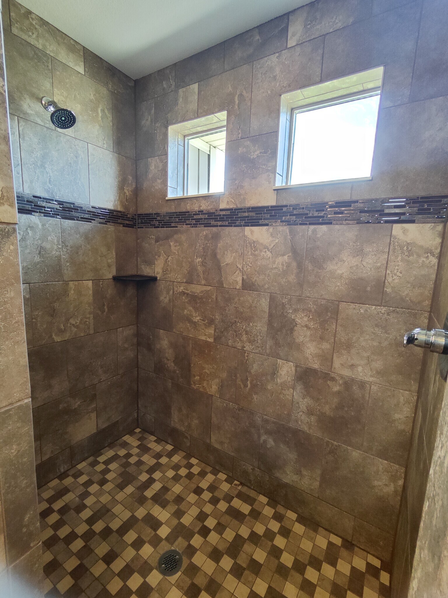 Large master shower - 17778 E 44th Ave