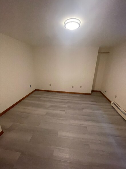 Building Photo - 312 Cross St