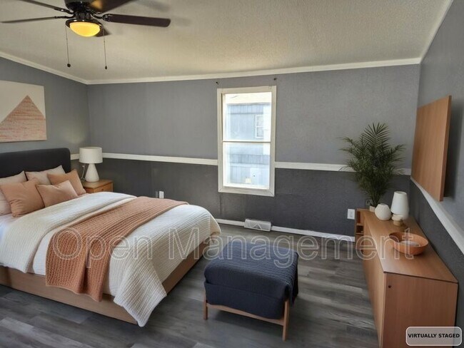 Building Photo - 4511 Dirt Rd