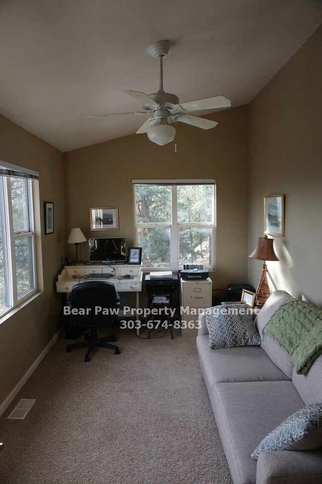 Building Photo - Short Term June-Oct  FURNISHED Home