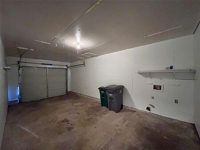 Building Photo - 9315 Kempler Dr