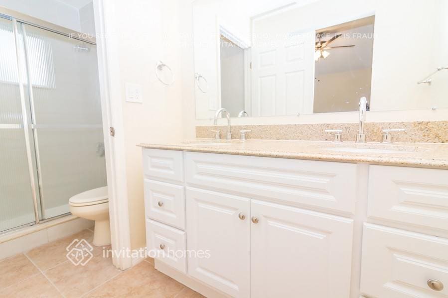 Building Photo - 1906 SW 123rd Ave