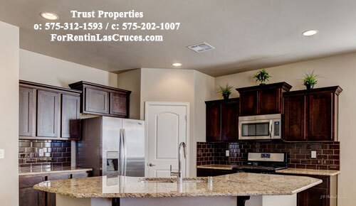 Building Photo - Almost new 4/2 off Del Rey