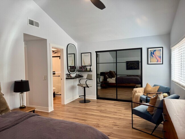 Building Photo - 4425 Sierra Springs Dr