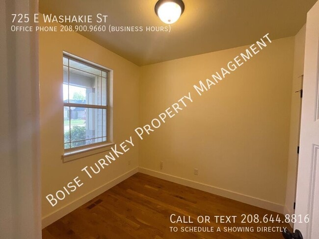 Building Photo - 725 Washakie St E