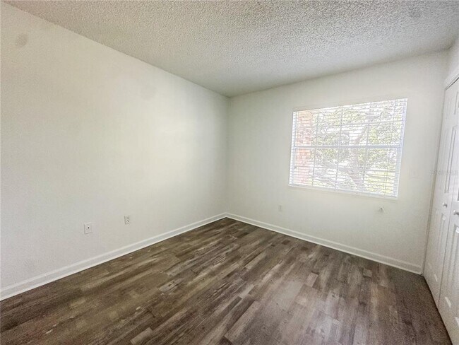 Building Photo - 2500 Winding Creek Blvd