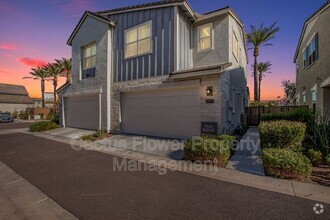 Building Photo - 1277 W BLUEJAY Dr