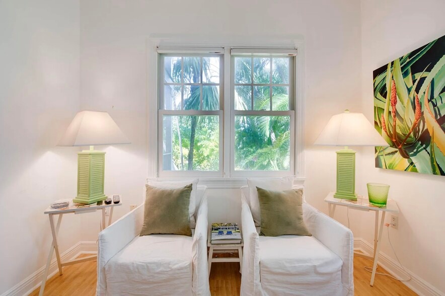 Building Photo - 197 Golf Club Dr