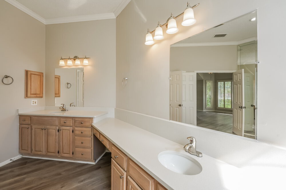 Building Photo - 440 Saddle Head Dr