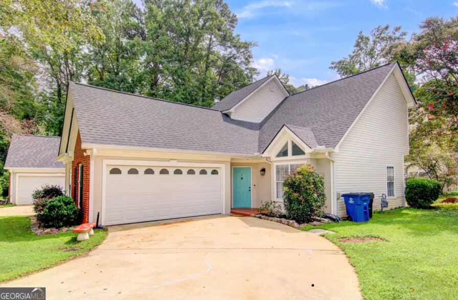Building Photo - 513 N Fairfield Dr