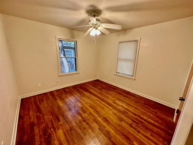 Building Photo - 931 Cheatham St