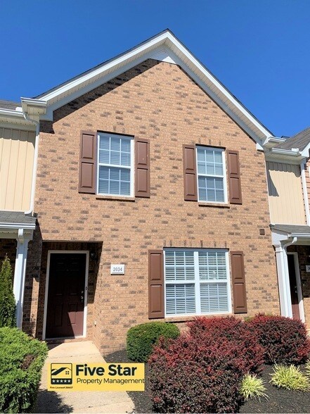 Building Photo - 2034 Victory Gallop Ln