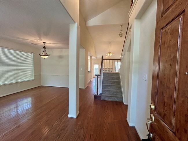 Building Photo - 14 N Winterport Cir