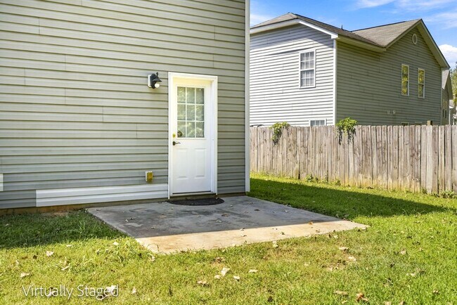 Building Photo - 822 Oakshire Cir