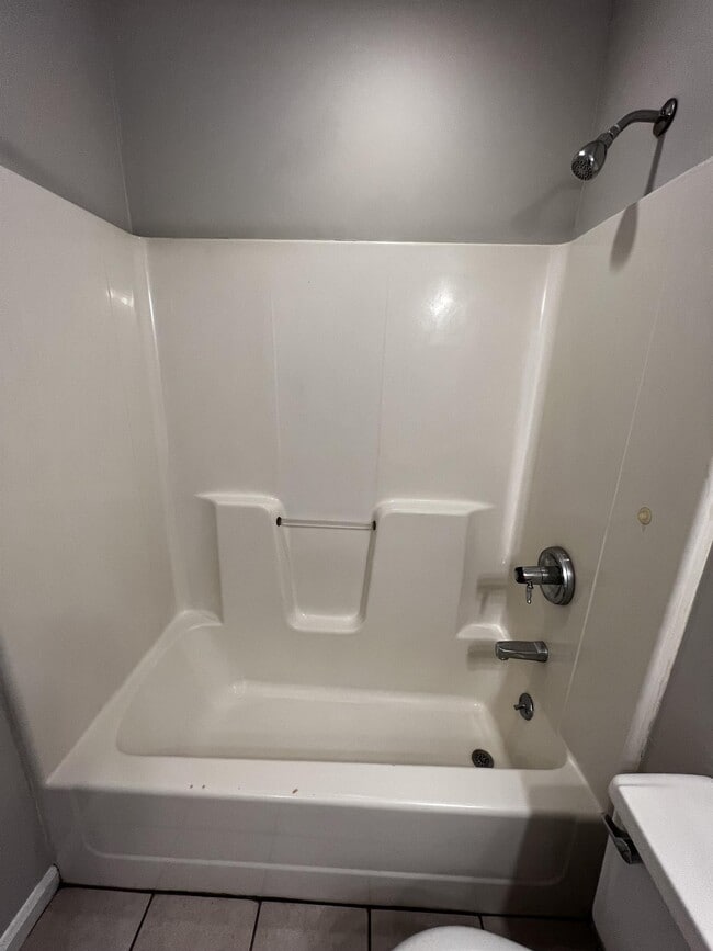 Building Photo - 9408 Pirouette Ave