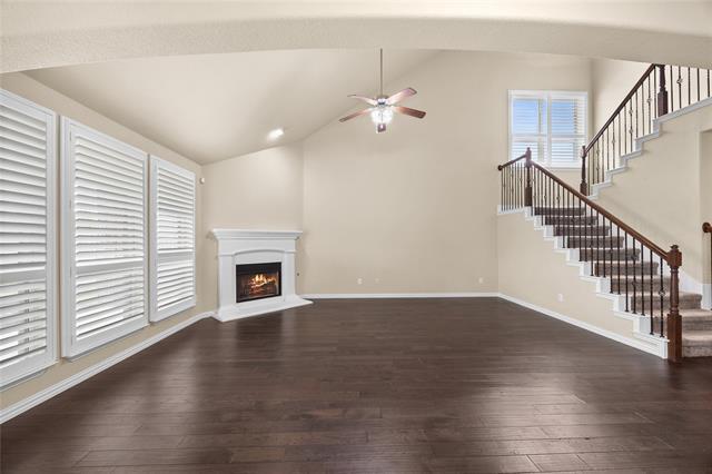 Building Photo - 6833 San Antonio Dr