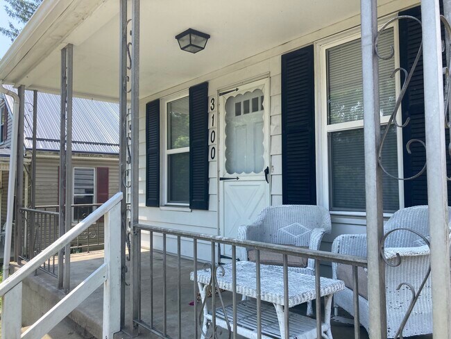 Building Photo - 3100 McCloy Ave