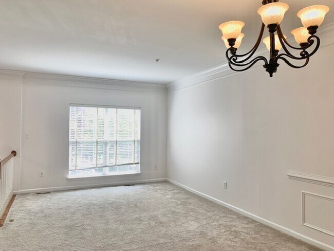 Building Photo - 18122 Truffle Ln