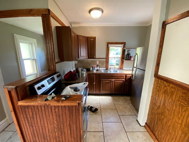 Building Photo - OSU Central Campus Single Family Home! W/ ...