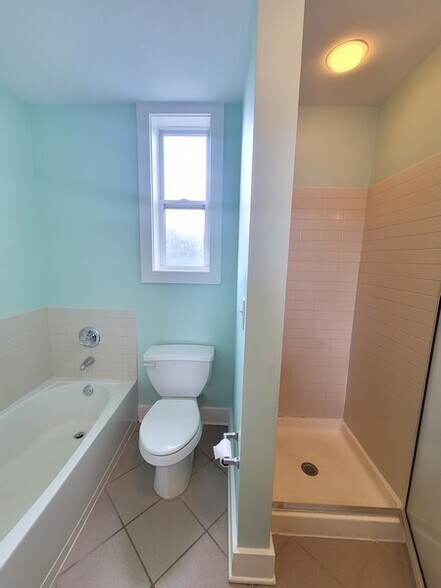 Building Photo - 502 Pryor St SW