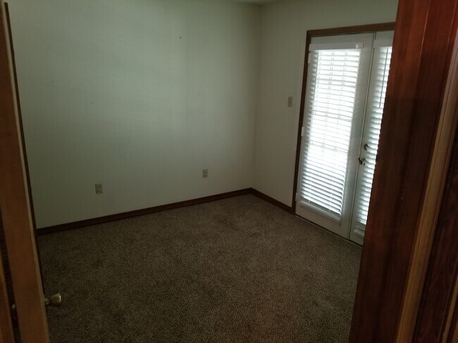 Building Photo - 216 Brandi Ln