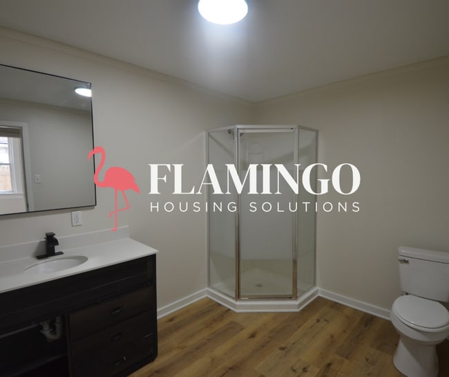 Building Photo - 1808 E 4th St