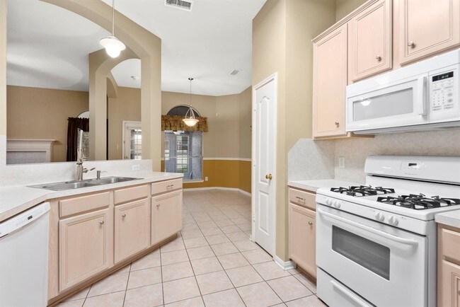 Building Photo - 29714 Spring Terrace Dr