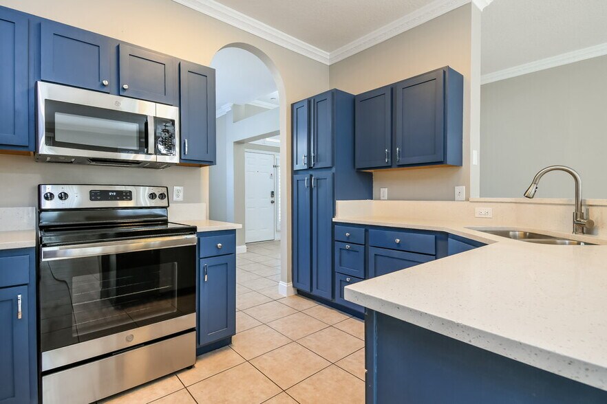 Building Photo - 1030 Trailside Ct