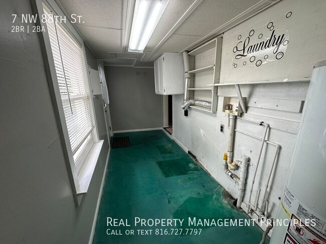 Building Photo - 7 NW 88th St