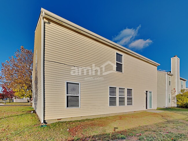 Building Photo - 9141 Cherry Grove Ct