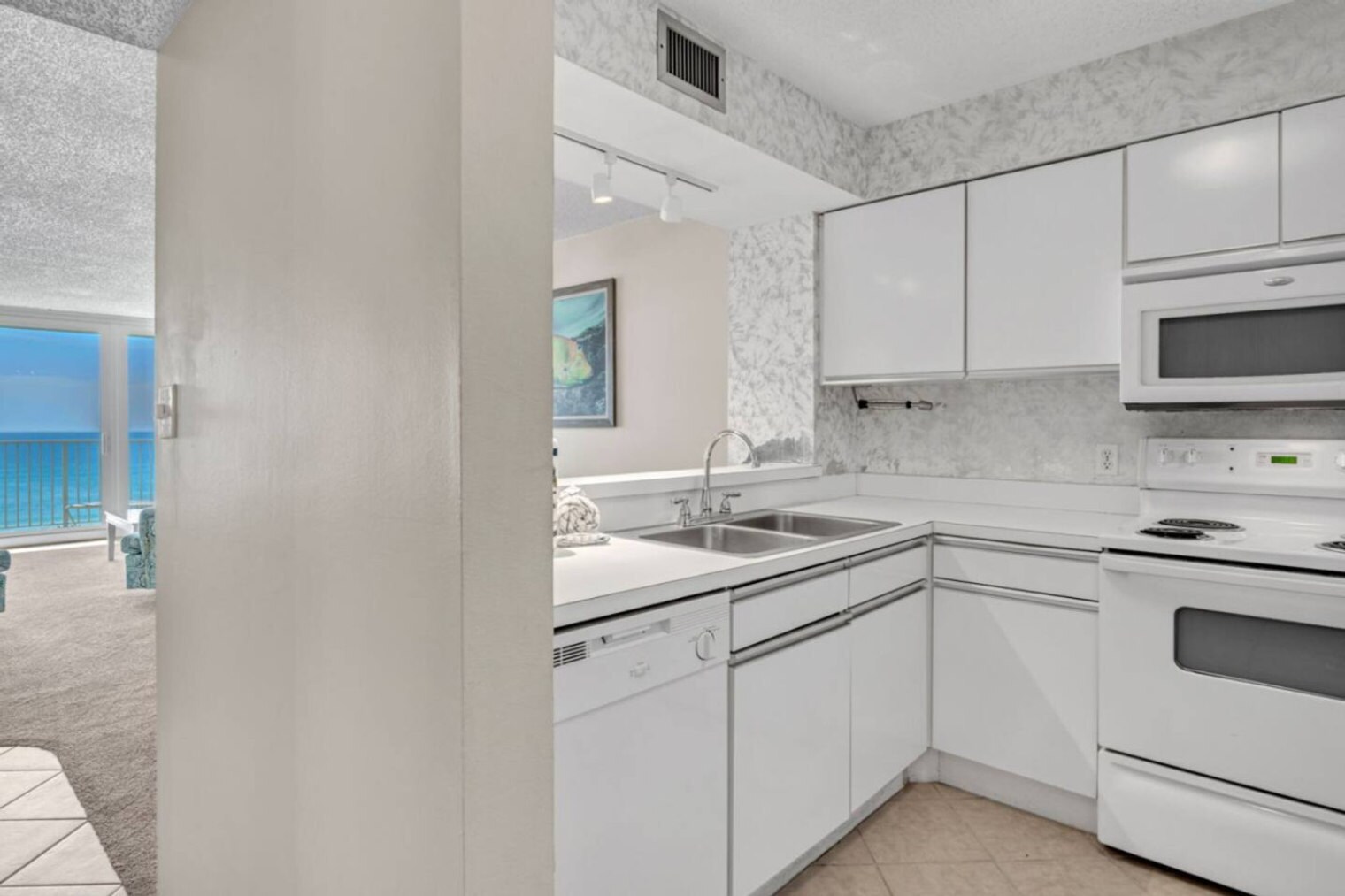 Building Photo - 7205 Thomas Dr