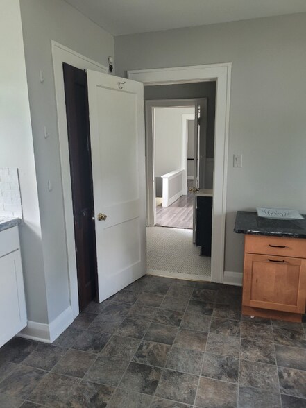 Building Photo - 3828 Torrance Dr