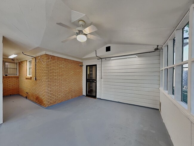 Building Photo - ONE OF A KIND GEM IN FORT WORTH!