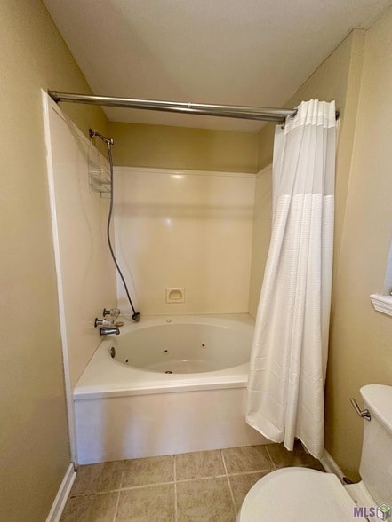 Building Photo - 1428 S Vista Ave