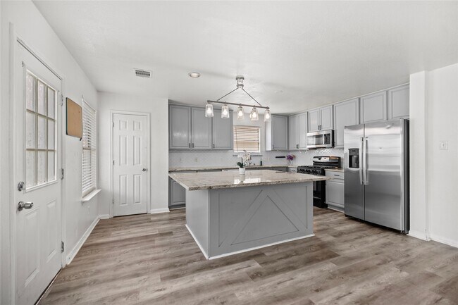 Building Photo - 322 Remington Harbor Ct