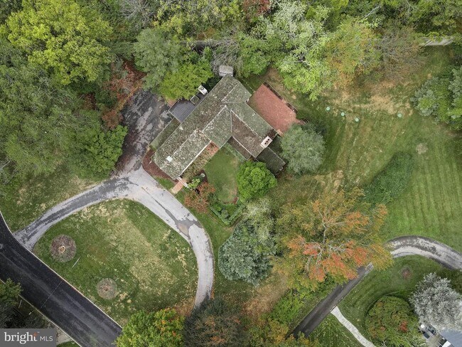 Building Photo - 50 Wistar Rd