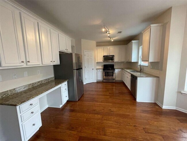 Building Photo - 4205 Pointe Vecchio Cir