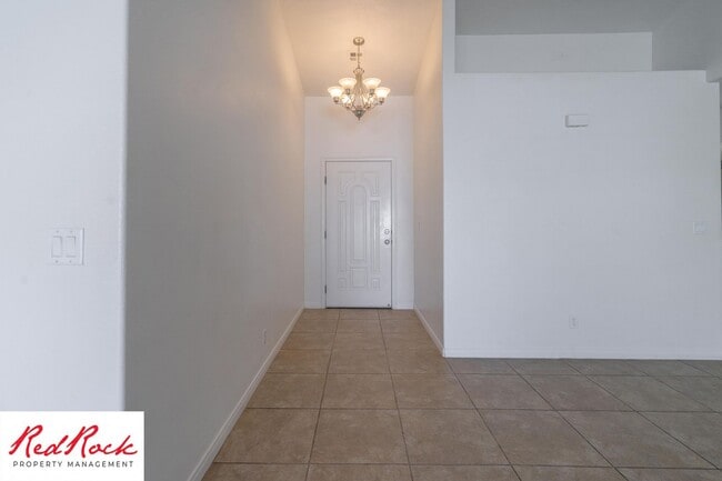 Building Photo - Move in Special: $200 off full first month rent on this inviting 3-Bedroom Home with Garage and P...