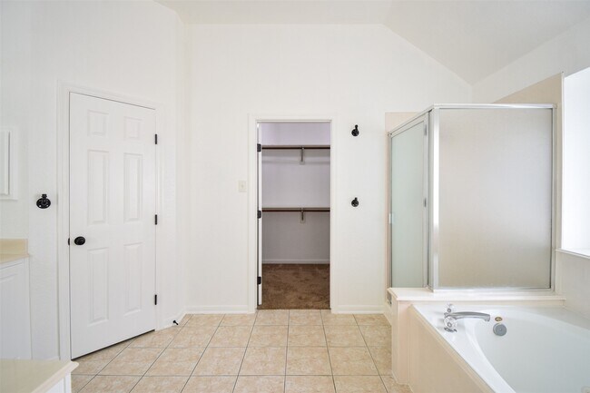 Building Photo - 34 S Rambling Ridge Pl