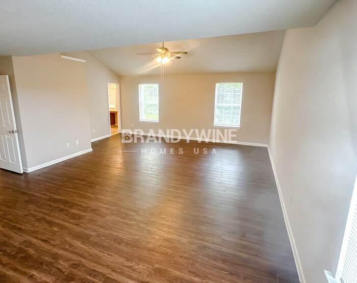 Building Photo - 6022 Birdseye Tr