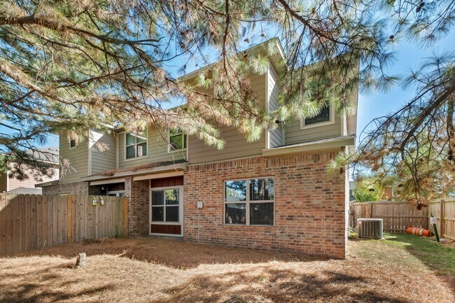 Building Photo - The Perfect Rental in Rupple Meadows!