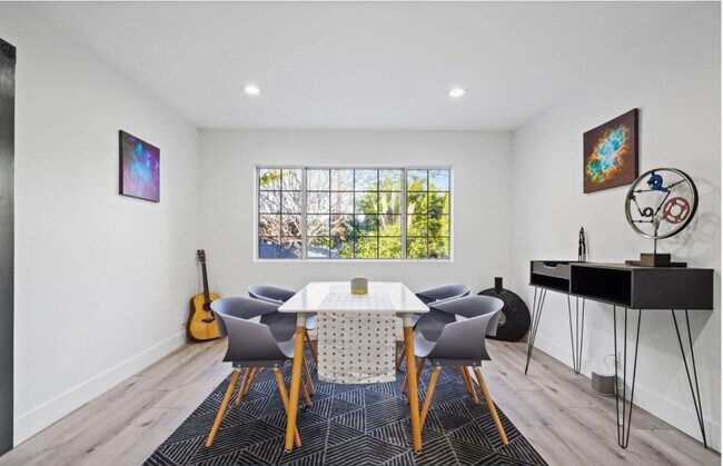 Building Photo - 5601 Corbett St