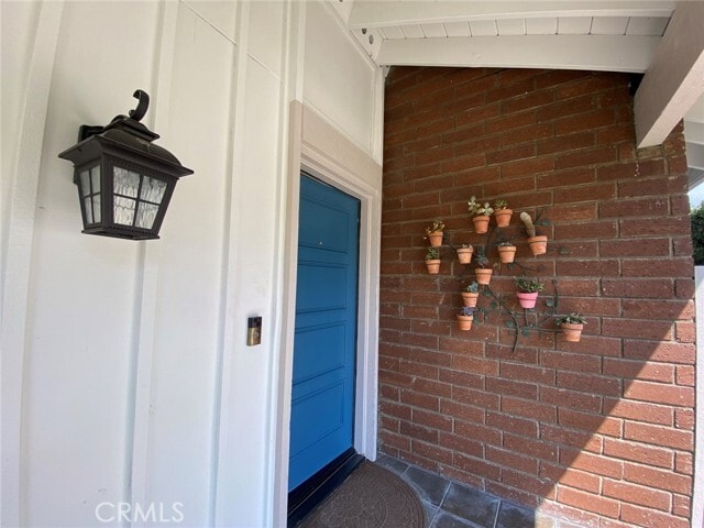Building Photo - 25492 Sarita Dr