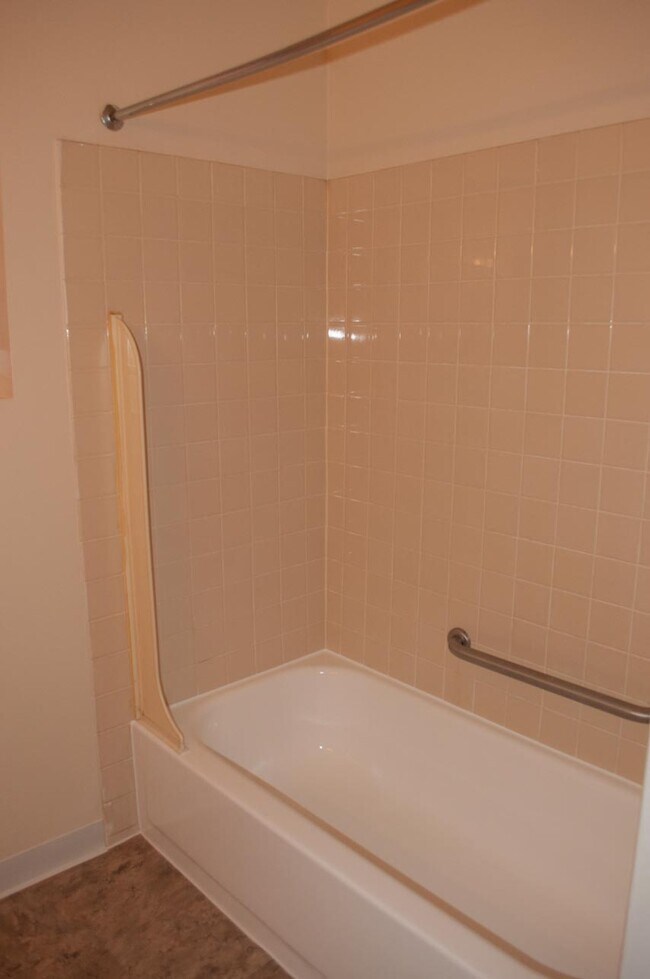 Floorplan - Virginia Arms Apartments