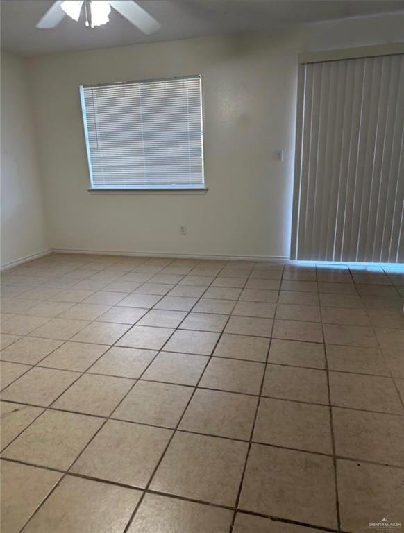 Building Photo - 18 Oasis Dr