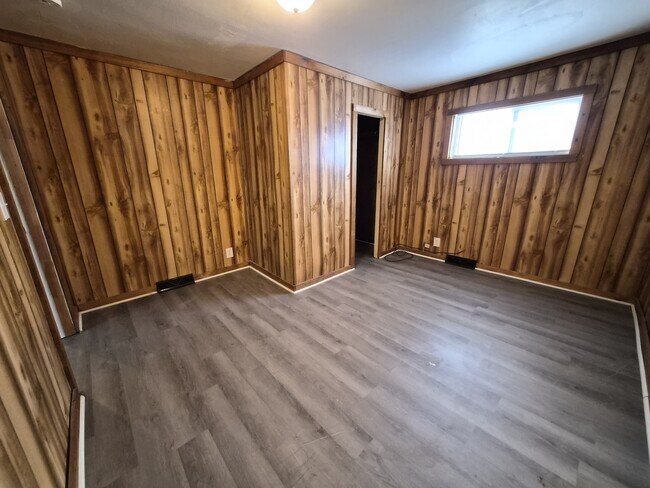 Building Photo - 2607 Lincoln St