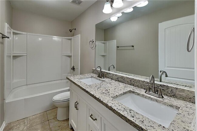 Building Photo - 119 Spring Forrest Ln